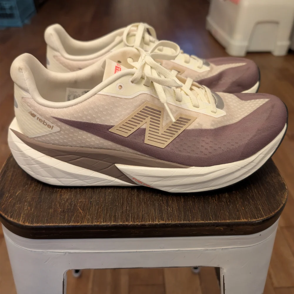 Men's New Balance Fuel Cell Rebel V.5 Running Shoes - Picture 1 of 7